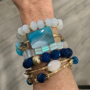 NWOT BOURBON AND BOWETIES SET